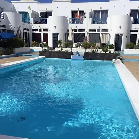 Maison De Vacances, Blue Lagoon ,climatisé Avec Piscine, Wifi