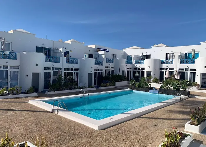 Maison De Vacances, Blue Lagoon ,climatise Avec Piscine, Wifi